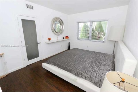 Condo in Miami Beach, Florida, 1 bedroom  № 1291598 - photo 6