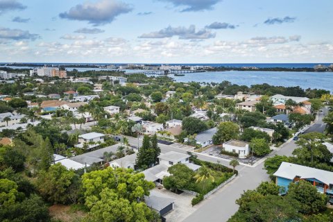 Propiedad comercial en venta en Lake Worth, Florida, 218.51 m2 № 1221427 - foto 4