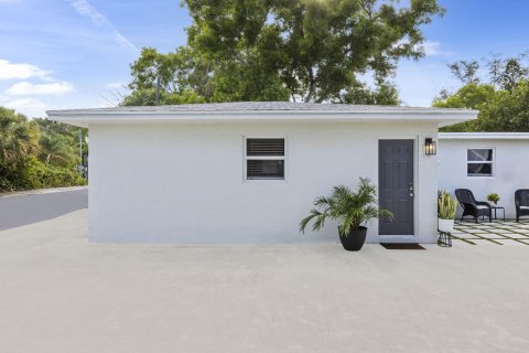 Immobilier commercial à vendre à Lake Worth, Floride: 218.51 m2 № 1221427 - photo 28