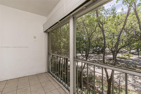 Copropriété à vendre à Fort Lauderdale, Floride: 2 chambres, 93.65 m2 № 1294042 - photo 28