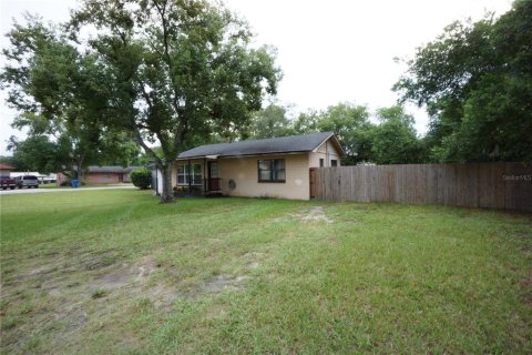 House in DeLand, Florida 3 bedrooms, 130.62 sq.m. № 1342772 - photo 17