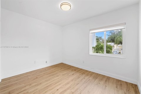 Touwnhouse à vendre à Miami Lakes, Floride: 3 chambres, 161.65 m2 № 1406261 - photo 30