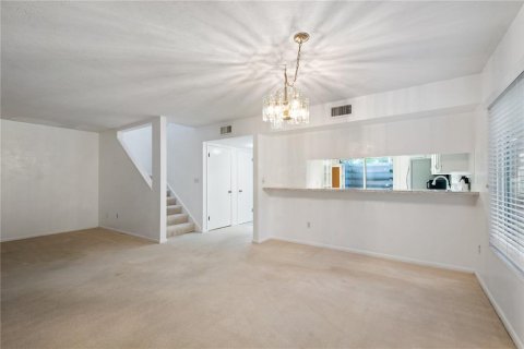 Touwnhouse à vendre à Gainesville, Floride: 3 chambres, 153.66 m2 № 1297437 - photo 8