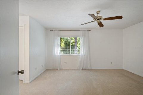 Townhouse in Gainesville, Florida 3 bedrooms, 153.66 sq.m. № 1297437 - photo 20