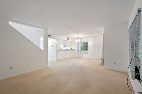 Adosado en venta en Gainesville, Florida, 3 dormitorios, 153.66 m2 № 1297437 - foto 13