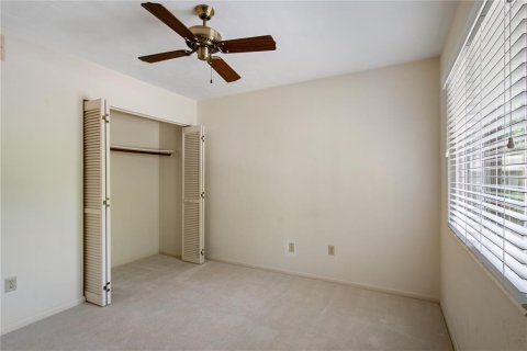 Townhouse in Gainesville, Florida 3 bedrooms, 153.66 sq.m. № 1297437 - photo 17