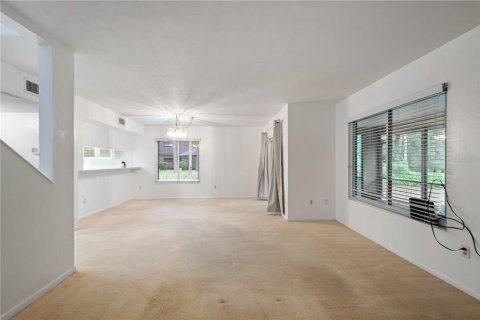 Adosado en venta en Gainesville, Florida, 3 dormitorios, 153.66 m2 № 1297437 - foto 11