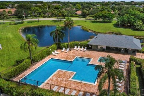 Villa ou maison à vendre à Hobe Sound, Floride: 2 chambres, 104.79 m2 № 1172113 - photo 3