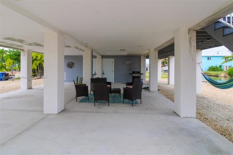 House in Big Pine Key, Florida 3 bedrooms, 120.4 sq.m. № 1374916 - photo 27