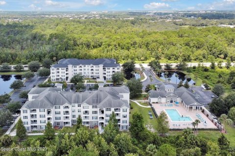 Condominio en venta en Kissimmee, Florida, 2 dormitorios, 98.66 m2 № 661961 - foto 2