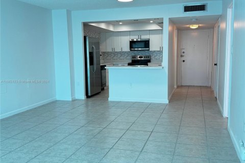 Condo in Aventura, Florida, 1 bedroom  № 1415356 - photo 17