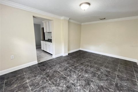 Apartment in Auburndale, Florida 2 bedrooms, 91.32 sq.m. № 1393354 - photo 3