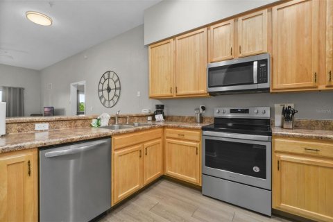 Condo in Kissimmee, Florida, 3 bedrooms  № 1393356 - photo 4