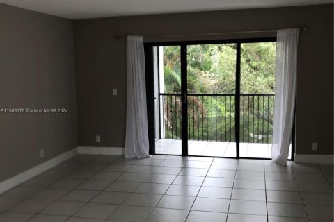 Condominio en venta en Weston, Florida, 2 dormitorios, 113.34 m2 № 1120834 - foto 3