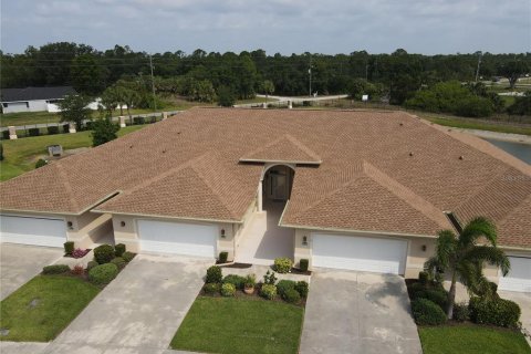 Villa ou maison à vendre à Punta Gorda, Floride: 2 chambres, 135.45 m2 № 1341719 - photo 3