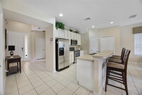 Villa ou maison à vendre à Kissimmee, Floride: 4 chambres, 191.47 m2 № 1341684 - photo 9