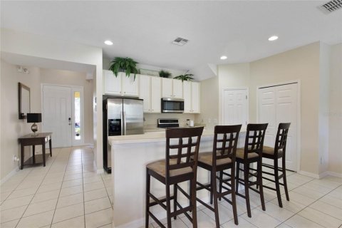 Casa en venta en Kissimmee, Florida, 4 dormitorios, 191.47 m2 № 1341684 - foto 10