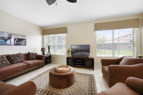 Casa en venta en Kissimmee, Florida, 4 dormitorios, 191.47 m2 № 1341684 - foto 14