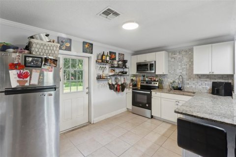 Villa ou maison à vendre à DeLand, Floride: 3 chambres, 102.38 m2 № 1341419 - photo 6