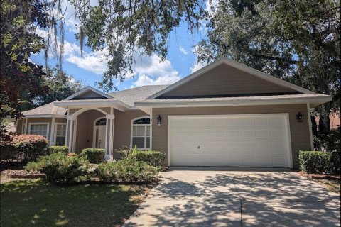 Villa ou maison à vendre à Gainesville, Floride: 3 chambres, 171.13 m2 № 1341359 - photo 1