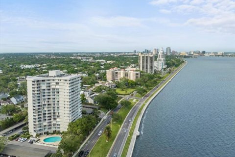 Condominio en venta en Tampa, Florida, 2 dormitorios, 111.58 m2 № 1169677 - foto 1