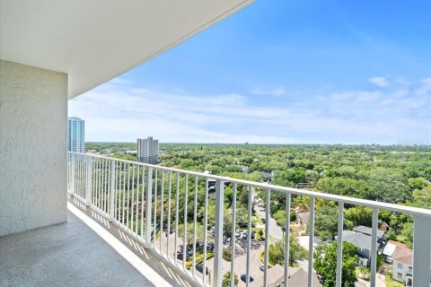 Copropriété à vendre à Tampa, Floride: 2 chambres, 111.58 m2 № 1169677 - photo 17