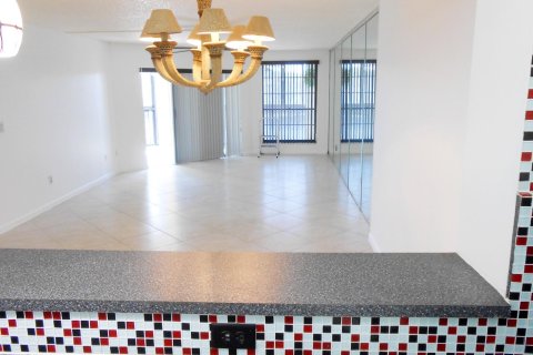 Condominio en venta en Tamarac, Florida, 2 dormitorios, 164.62 m2 № 913604 - foto 19