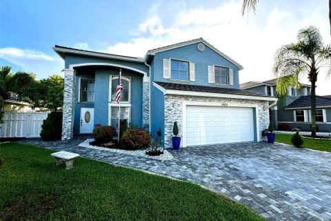 Villa ou maison à vendre à Coconut Creek, Floride: 3 chambres, 166.39 m2 № 1233103 - photo 2