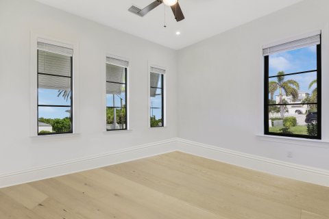 Villa ou maison à vendre à Hutchinson Island South, Floride: 4 chambres, 240.34 m2 № 914070 - photo 17