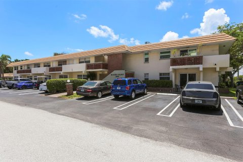 Condominio en venta en Pompano Beach, Florida, 2 dormitorios, 89.28 m2 № 1163224 - foto 5