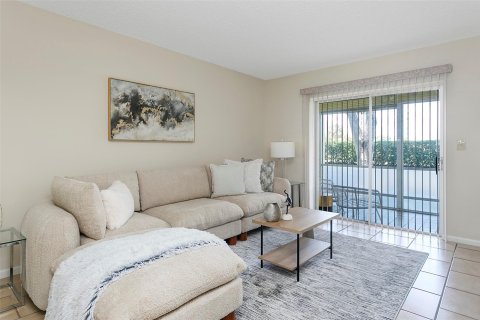 Condominio en venta en Pompano Beach, Florida, 2 dormitorios, 89.28 m2 № 1163224 - foto 12