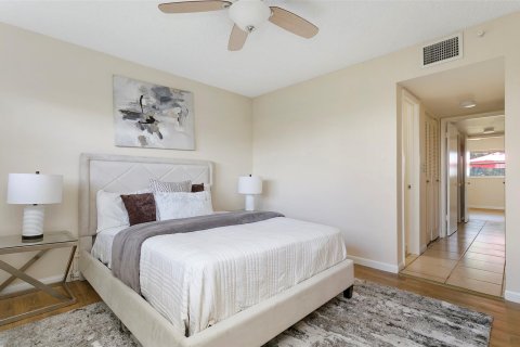 Condominio en venta en Pompano Beach, Florida, 2 dormitorios, 89.28 m2 № 1163224 - foto 26