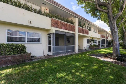 Condominio en venta en Pompano Beach, Florida, 2 dormitorios, 89.28 m2 № 1163224 - foto 17