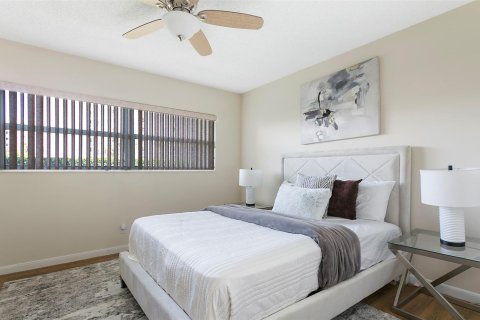 Condominio en venta en Pompano Beach, Florida, 2 dormitorios, 89.28 m2 № 1163224 - foto 9