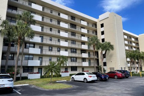 Condo in Deerfield Beach, Florida, 2 bedrooms  № 1139107 - photo 14