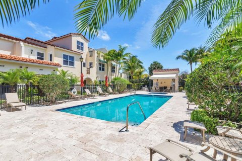 Touwnhouse à vendre à West Palm Beach, Floride: 3 chambres, 257.8 m2 № 1136409 - photo 6