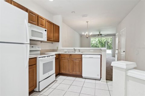 Touwnhouse à vendre à Riverview, Floride: 2 chambres, 103.12 m2 № 1300618 - photo 7