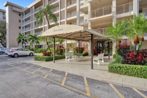 Condominio en venta en Pompano Beach, Florida, 3 dormitorios, 129.13 m2 № 880378 - foto 3