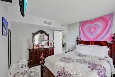 Copropriété à vendre à Pompano Beach, Floride: 3 chambres, 129.13 m2 № 880378 - photo 16