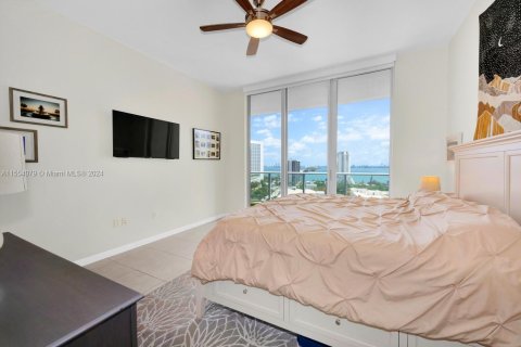 Condo in Miami, Florida, 3 bedrooms  № 1096010 - photo 17