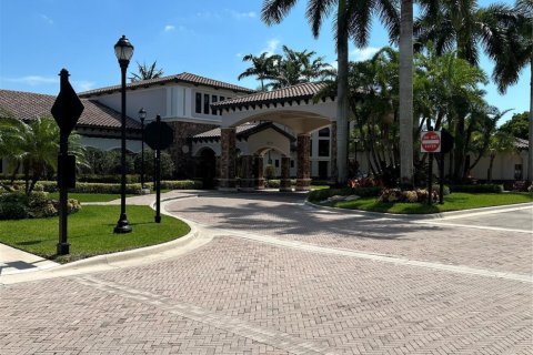 Villa ou maison à vendre à Coral Springs, Floride: 4 chambres, 205.87 m2 № 1207747 - photo 2