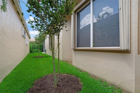 Villa ou maison à vendre à Coral Springs, Floride: 4 chambres, 205.87 m2 № 1207747 - photo 13