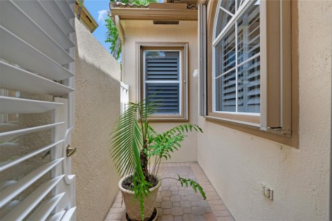 Casa en venta en Coral Springs, Florida, 4 dormitorios, 205.87 m2 № 1207747 - foto 19