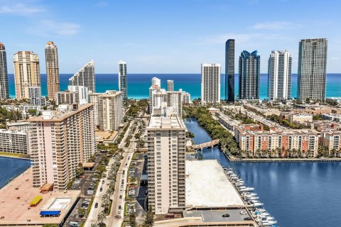 Copropriété à vendre à Sunny Isles Beach, Floride: 1 chambre, 87.61 m2 № 1207837 - photo 6