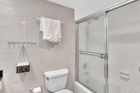 Condo in Sunny Isles Beach, Florida, 1 bedroom  № 1207837 - photo 21