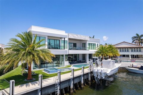 Villa ou maison à vendre à Boca Raton, Floride: 6 chambres, 696.95 m2 № 1141007 - photo 1
