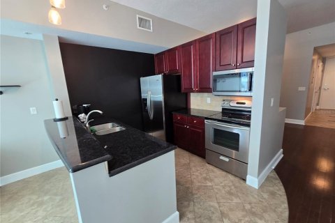 Condo in Orlando, Florida, 1 bedroom  № 1323731 - photo 15