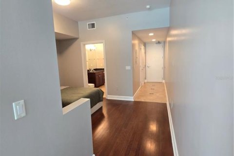 Condominio en venta en Orlando, Florida, 1 dormitorio, 59.83 m2 № 1323731 - foto 8