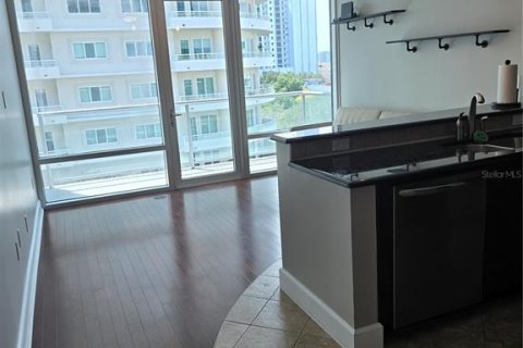 Condominio en venta en Orlando, Florida, 1 dormitorio, 59.83 m2 № 1323731 - foto 9