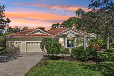 Villa ou maison à vendre à Bradenton, Floride: 3 chambres, 227.52 m2 № 1341433 - photo 1